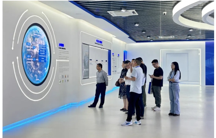 2025年6月 荆州理工学院电子与电气工程学院院长一行赴Z6尊龙时凯调查调研